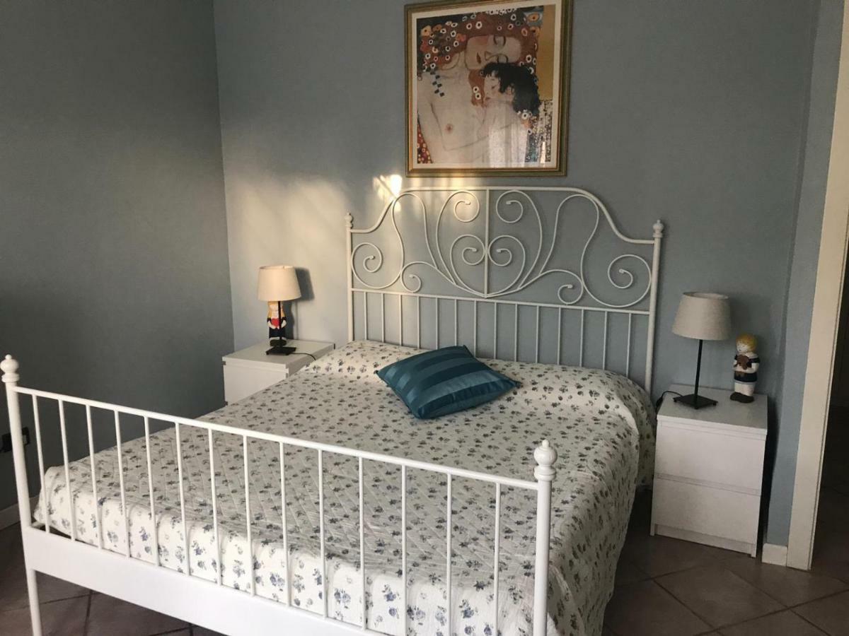 Bed And Breakfast Da Beatrice Сирмионе Экстерьер фото